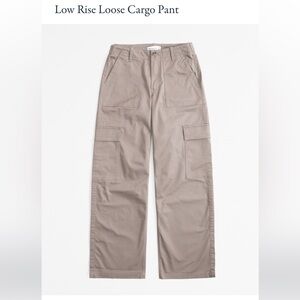 Abercrombie and Fitch low rise loose cargo pants